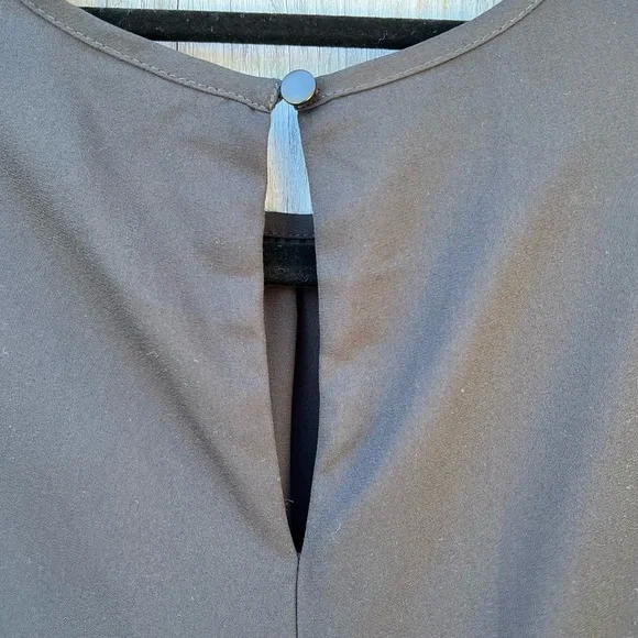 Badgley Mischka black ruffle short sleeve bowtie sash layered lined flowy blouse - Picture 9 of 15